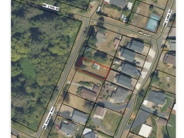 1420 NE Voyage Av, Lincoln City, OR 97367