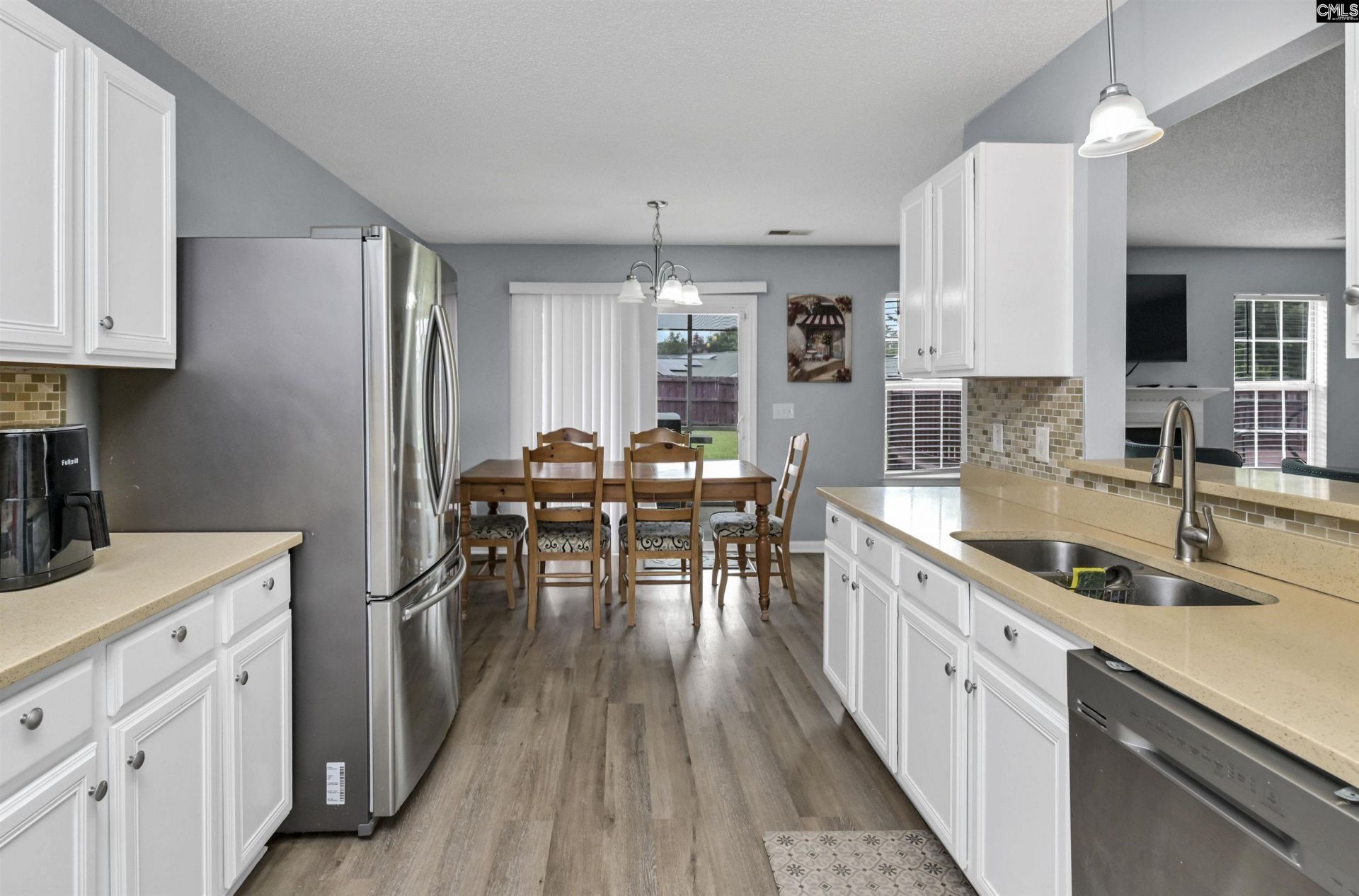 205 Crimson Oak Drive  Photo 8