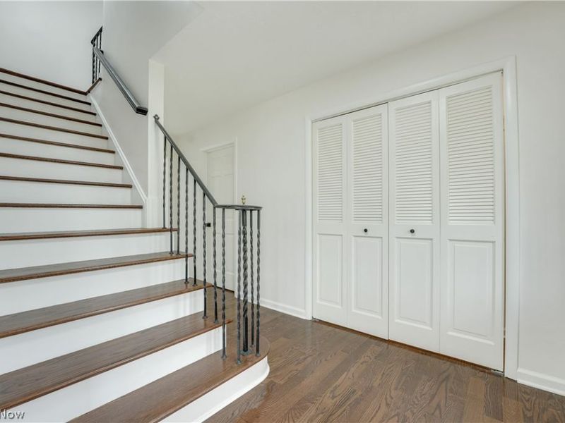 33065 Arlesford Drive, Solon, OH 44139 Photo 3