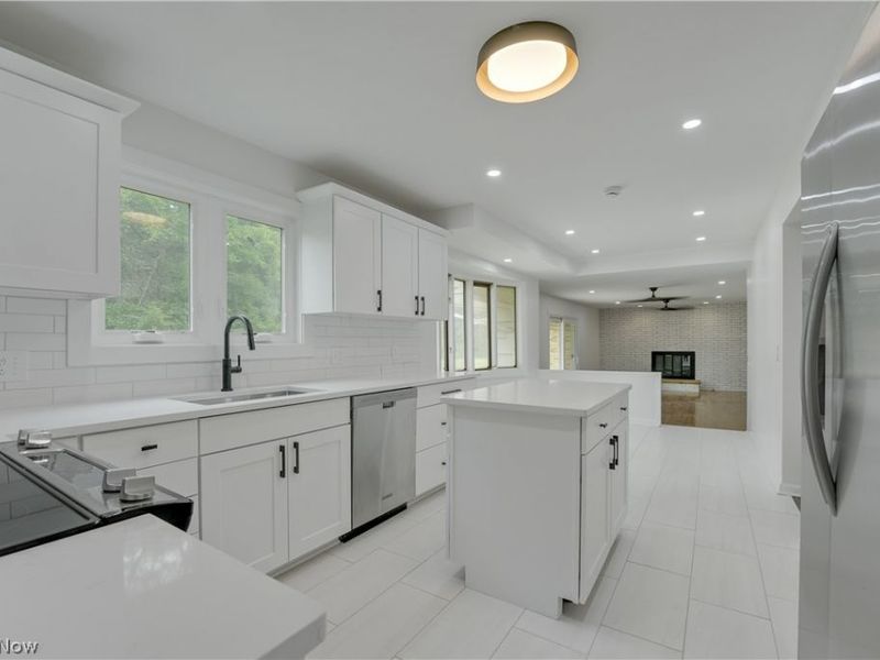 33065 Arlesford Drive, Solon, OH 44139 Photo 7