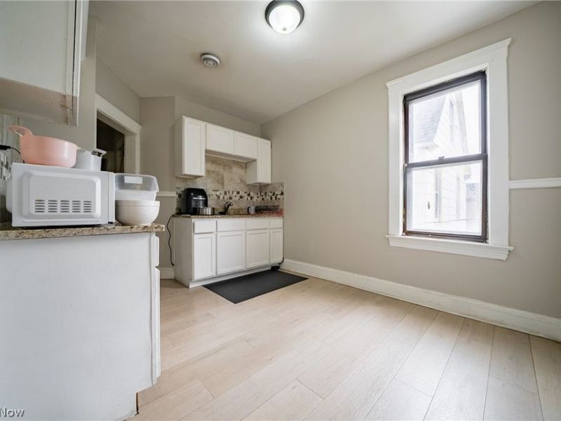 2250 E 86th Street, Cleveland, OH 44106 Photo 21