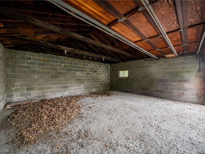 2250 E 86th Street, Cleveland, OH 44106 Photo 4