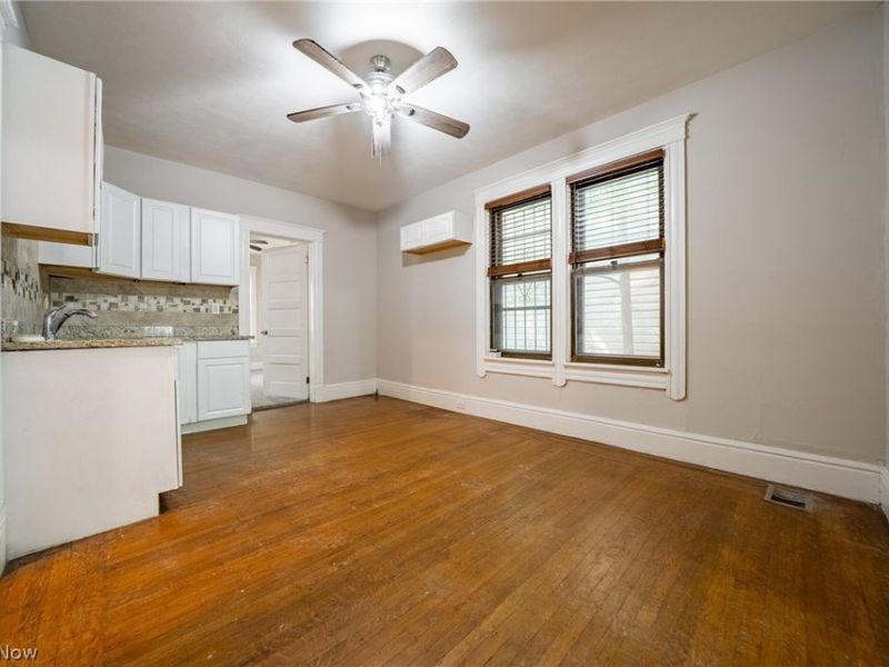 2250 E 86th Street, Cleveland, OH 44106 Photo 9