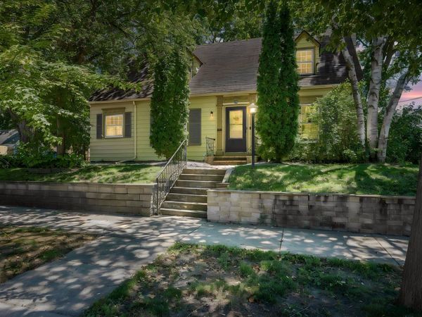 115 Bradley Street, Mankato, MN 56001