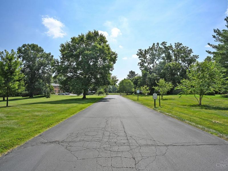 23 Creekwood Square, Glendale, OH 45246 Photo 37