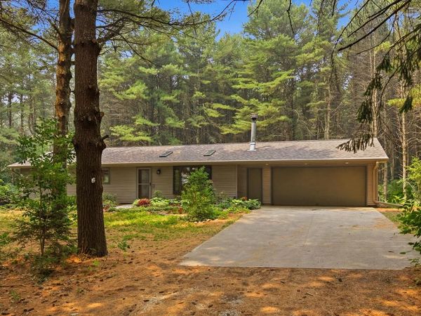 N1822 Nuestro DRIVE, Oostburg, WI 53070
