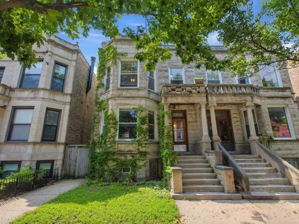 1213 W Addison Street, Unit 2, Chicago, IL 60613