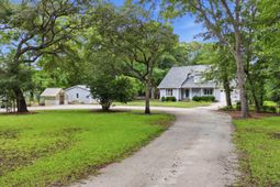 5270 Berkeley Ct. photo 4