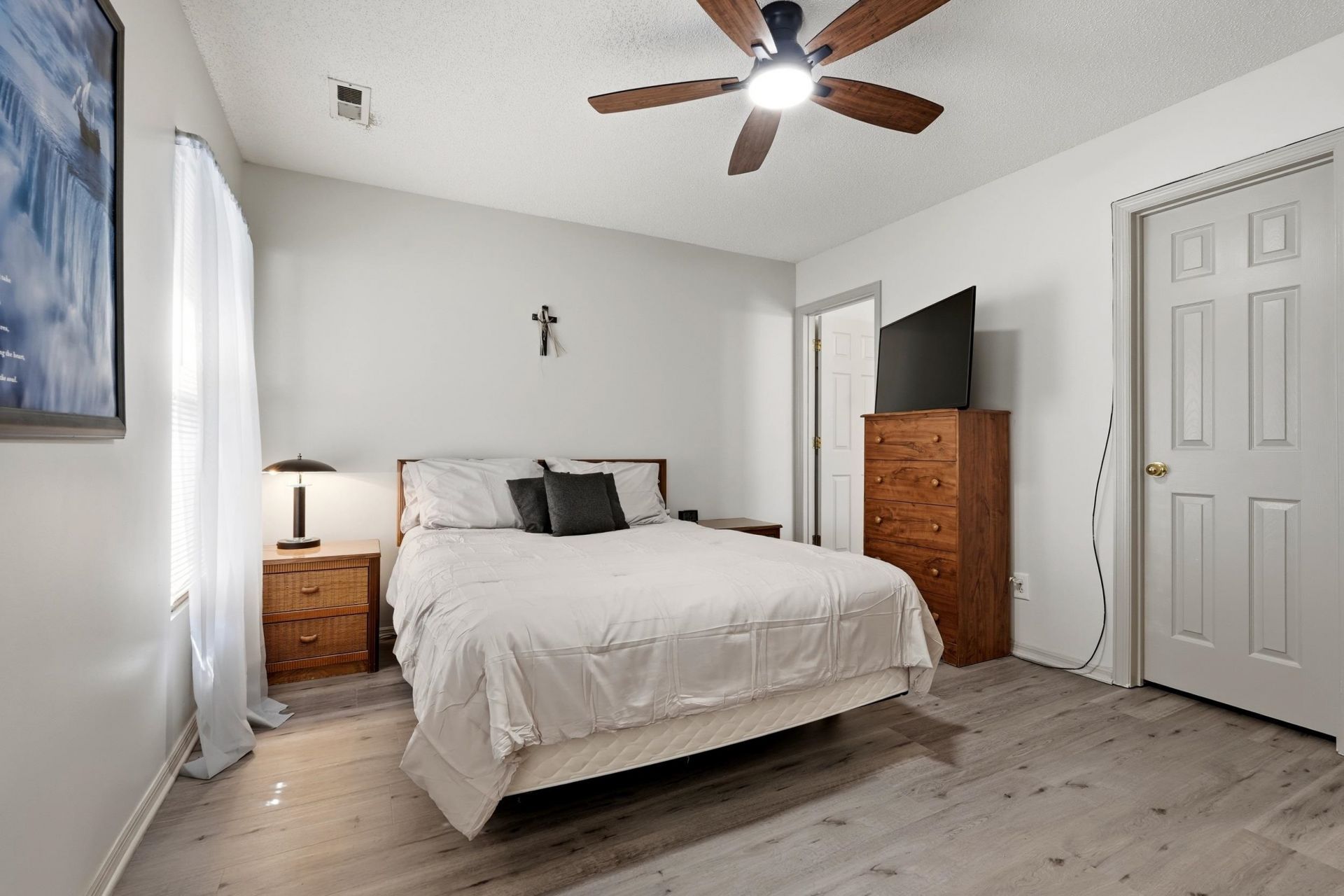 3081 Regency Oak Dr. Photo 17