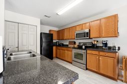 3081 Regency Oak Dr. photo 4