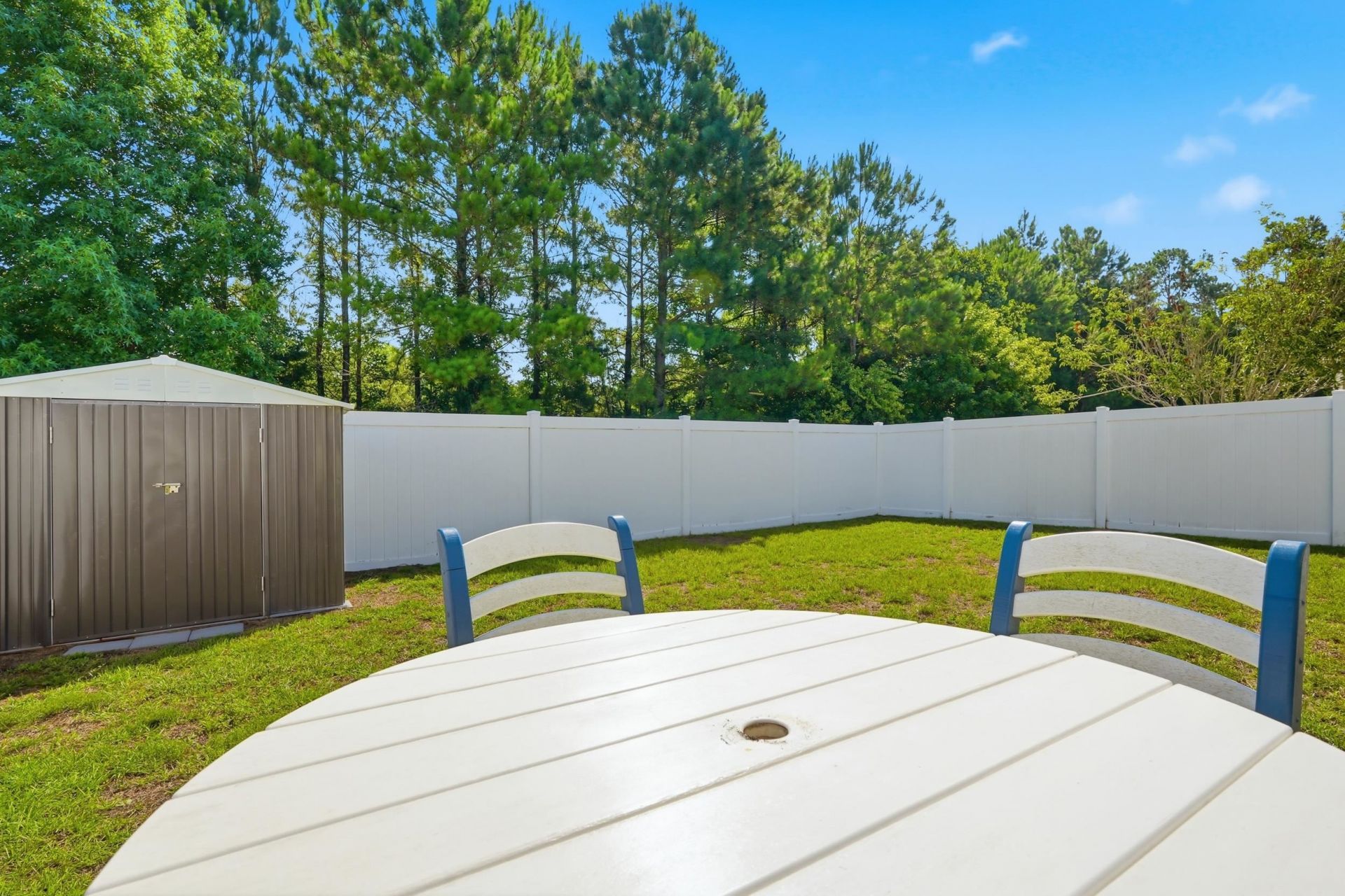 3081 Regency Oak Dr. Photo 8