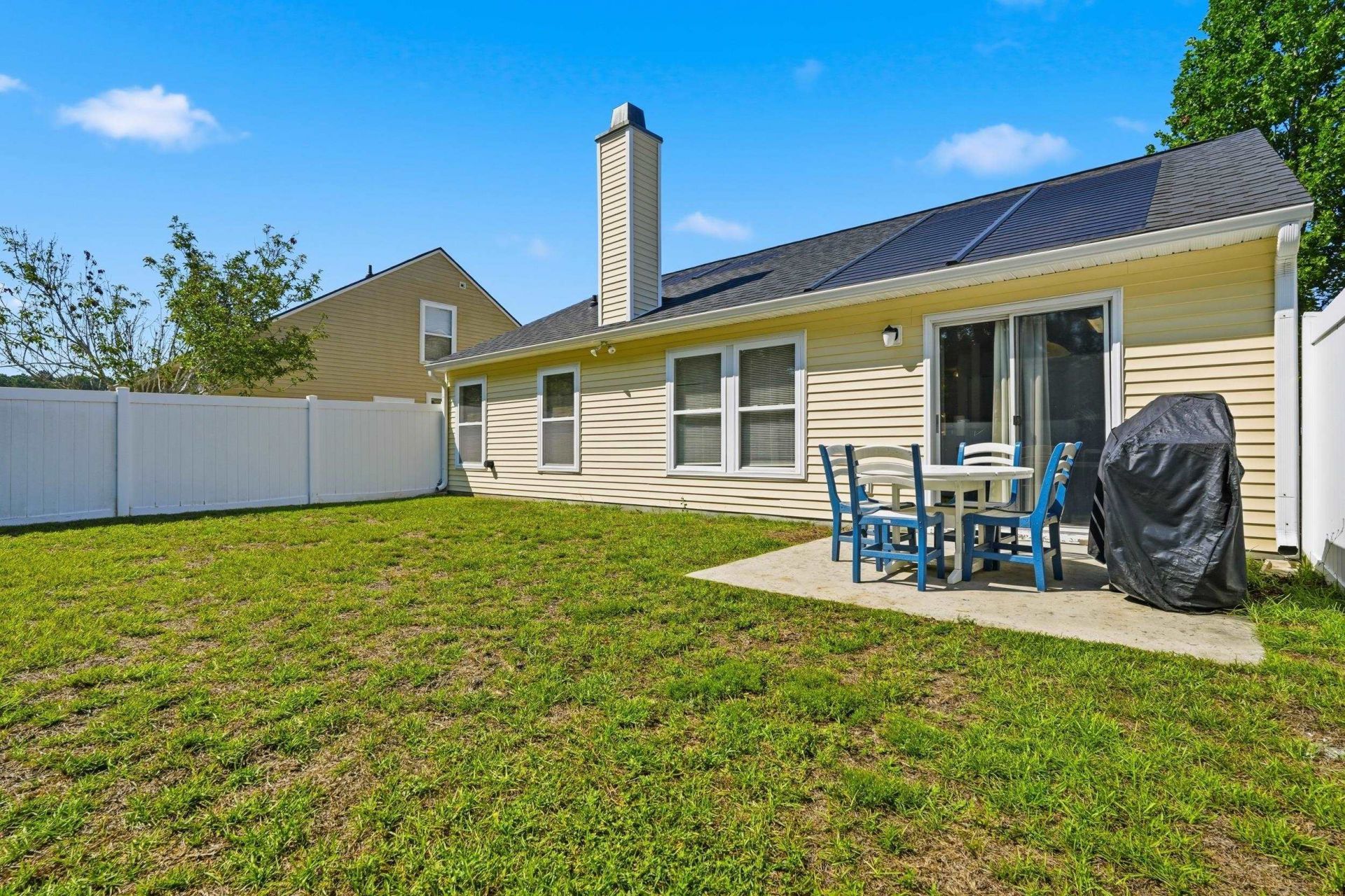 3081 Regency Oak Dr. Photo 9
