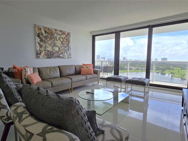 3731 N Country Club Dr , Unit 1825, Aventura, FL 33180