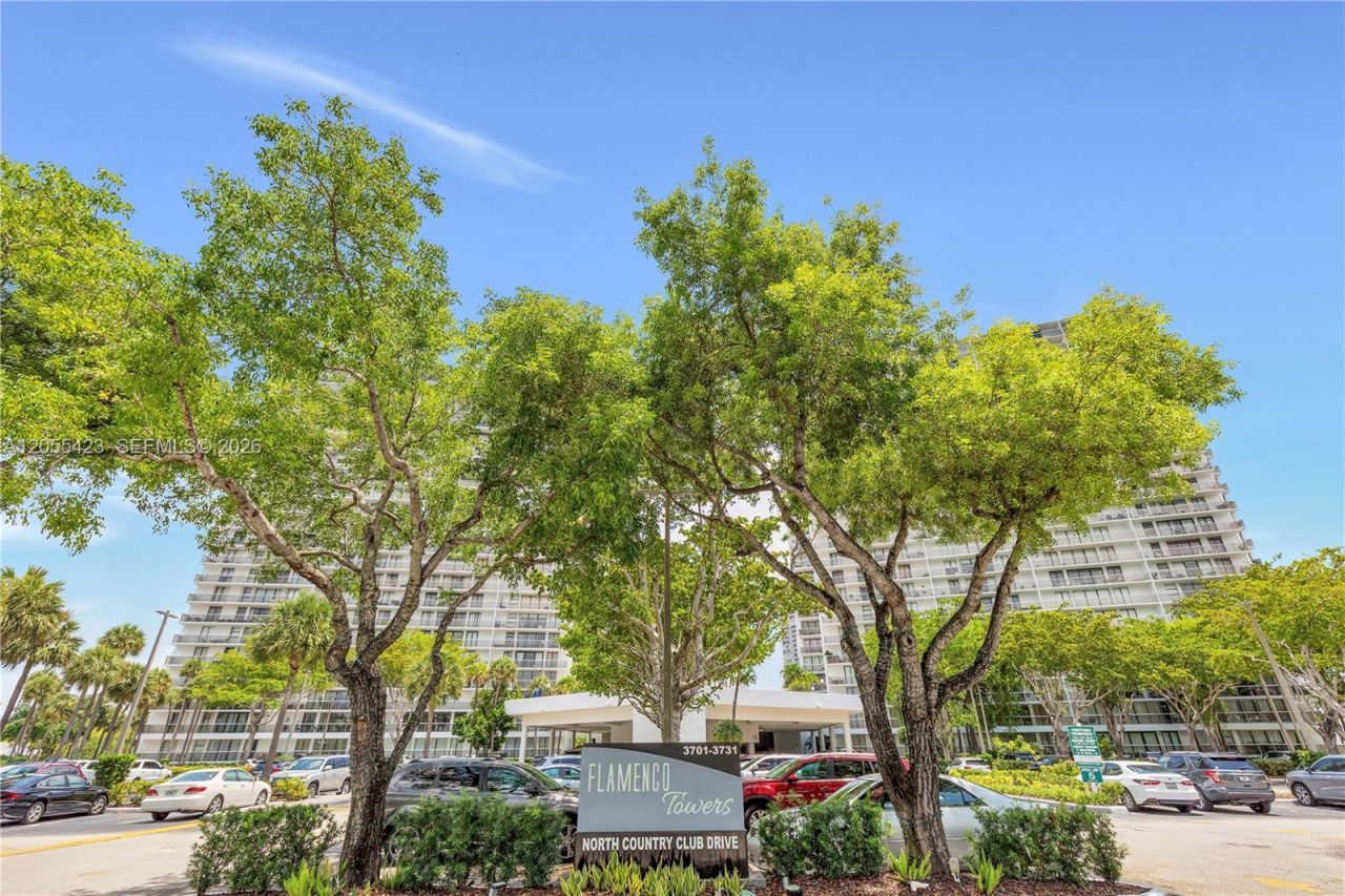 3731 N Country Club Dr, Unit 1825, Aventura, FL 33180 Photo