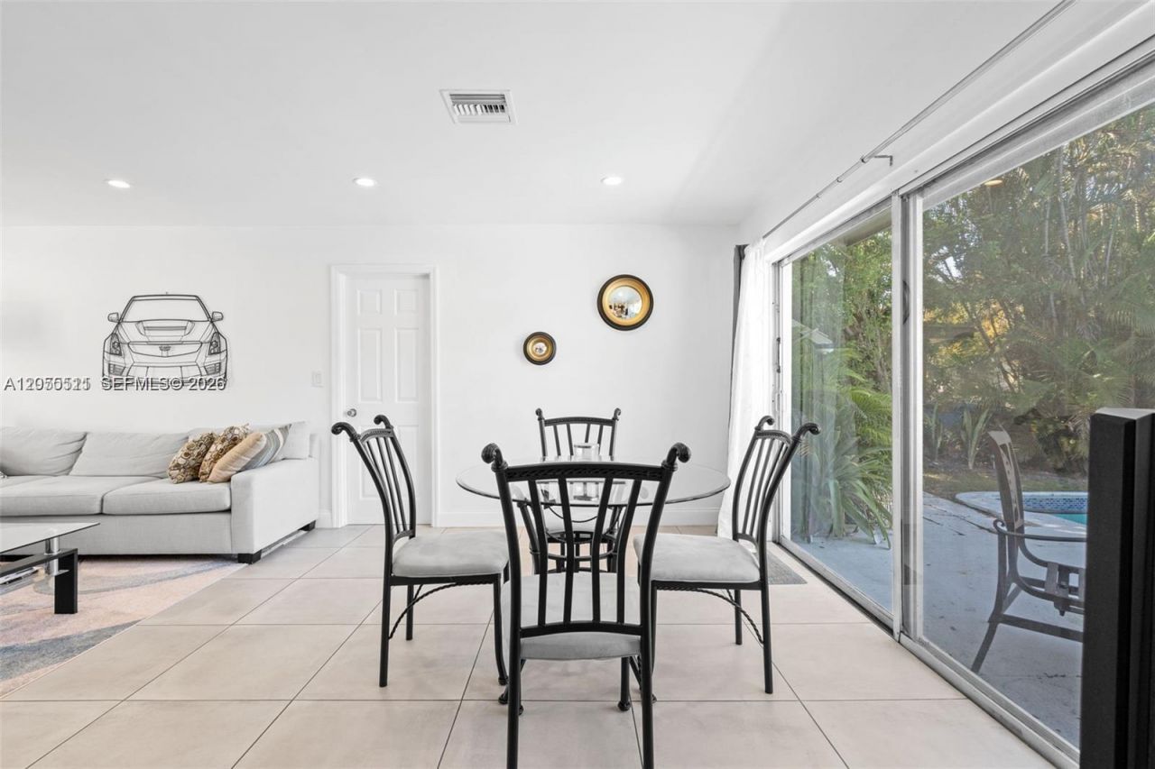 3035 Hayes St, Hollywood, FL 33021 Photo