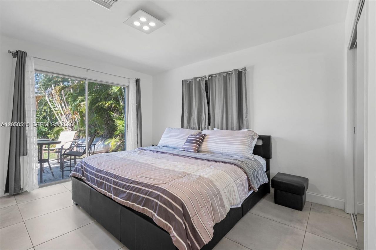 3035 Hayes St, Hollywood, FL 33021 Photo