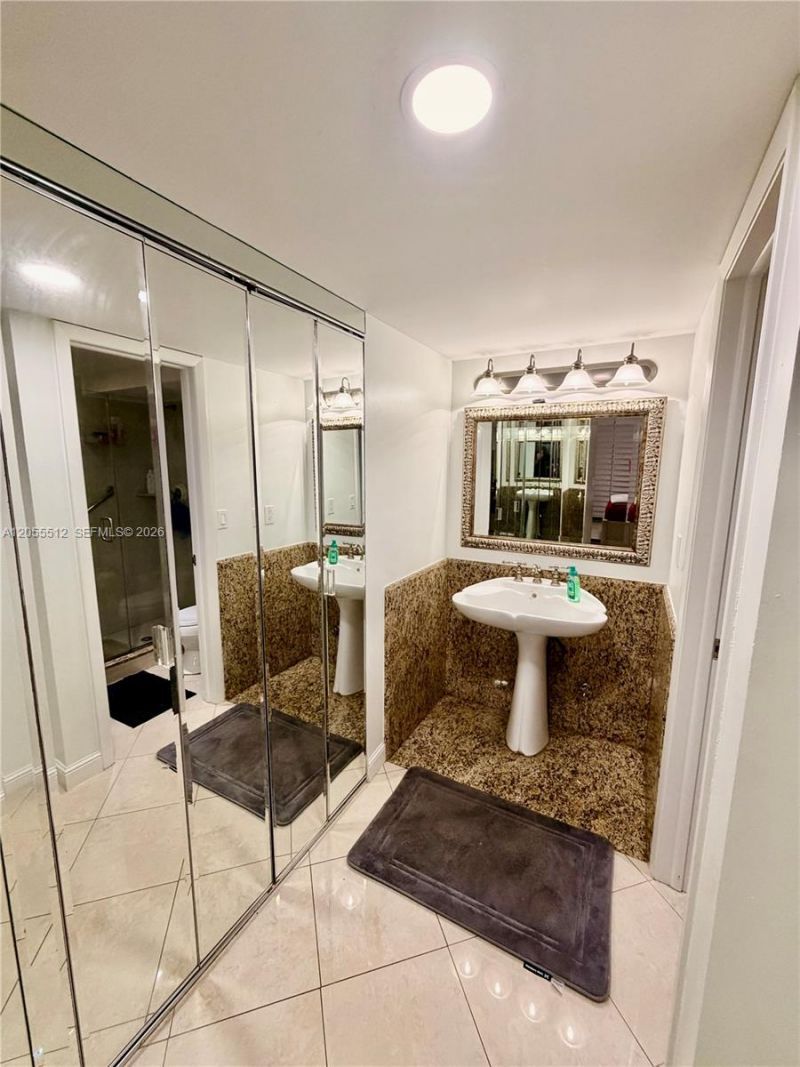 6301 N University Dr , Unit 217, Tamarac, FL 33321 Photo