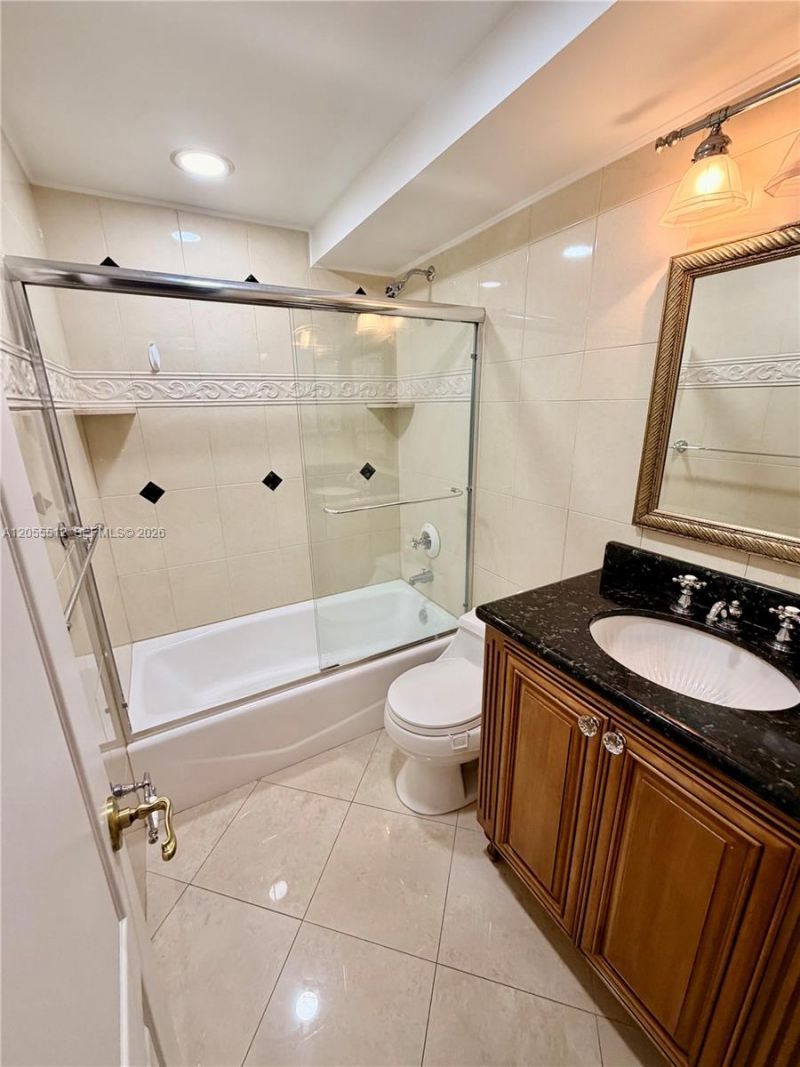 6301 N University Dr , Unit 217, Tamarac, FL 33321 Photo