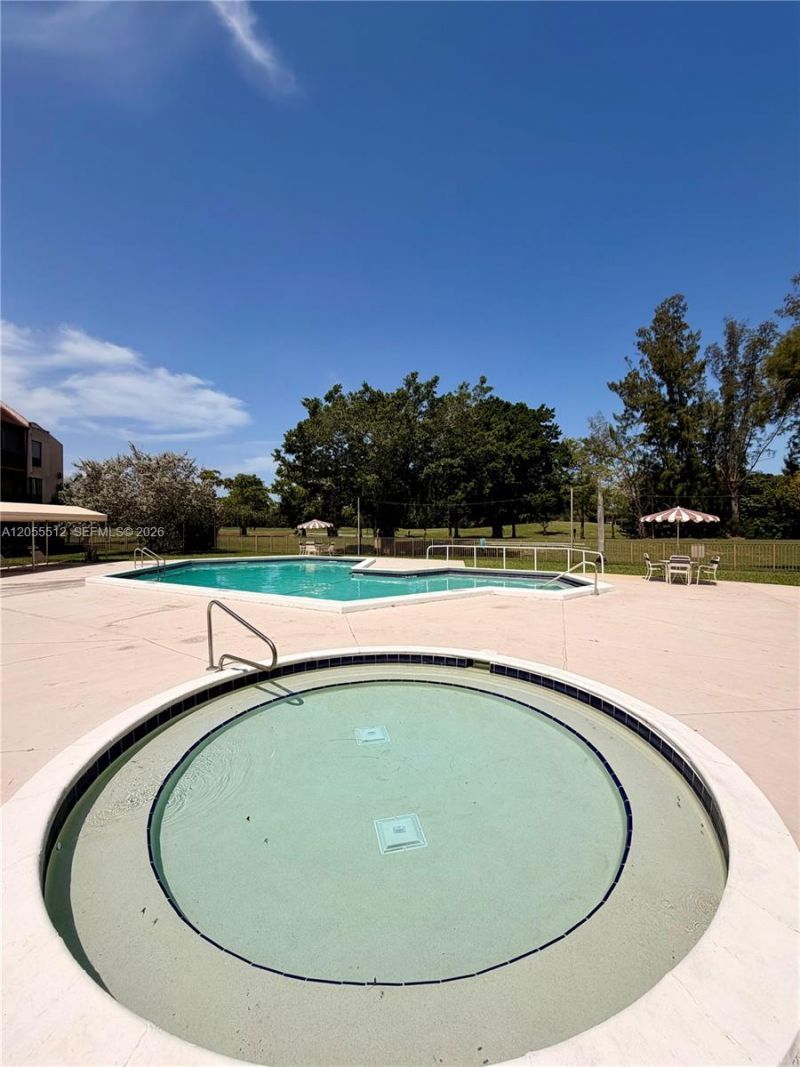 6301 N University Dr , Unit 217, Tamarac, FL 33321 Photo