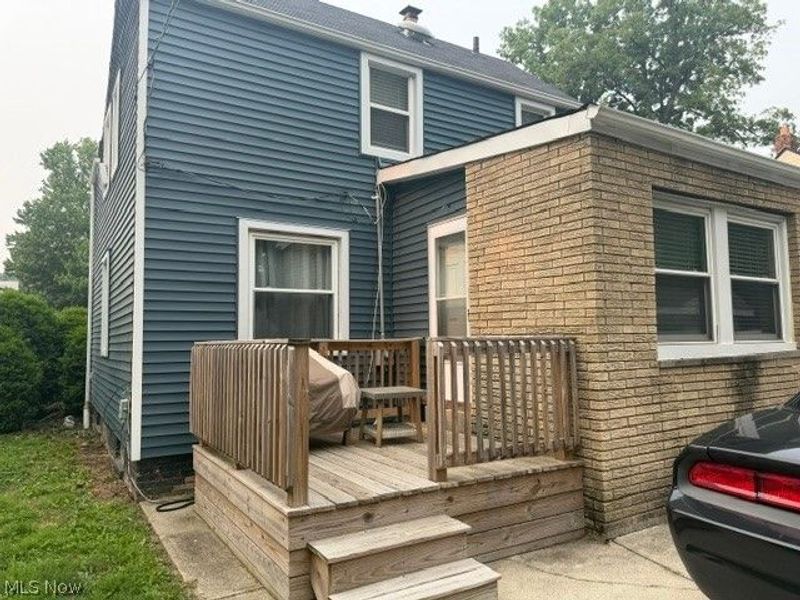 19316 Shakerwood Road, Warrensville Heights, OH 44122 Photo 10