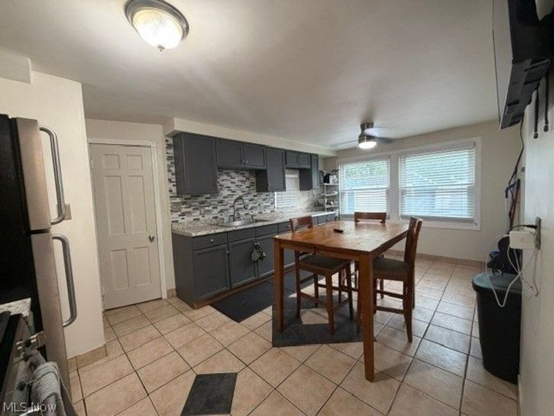 19316 Shakerwood Road, Warrensville Heights, OH 44122 Photo 21