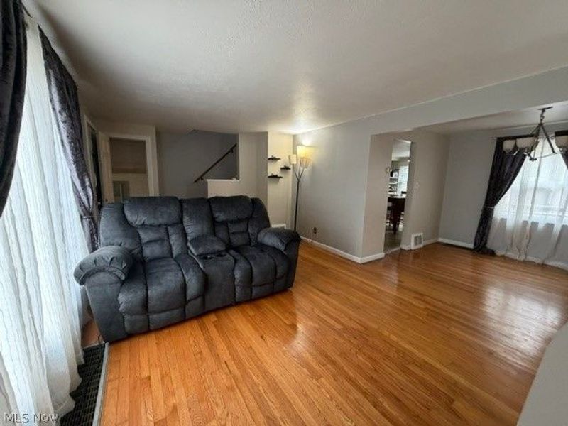 19316 Shakerwood Road, Warrensville Heights, OH 44122 Photo 25