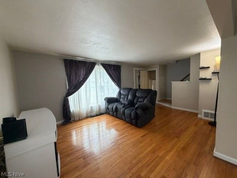 19316 Shakerwood Road, Warrensville Heights, OH 44122 Photo 27