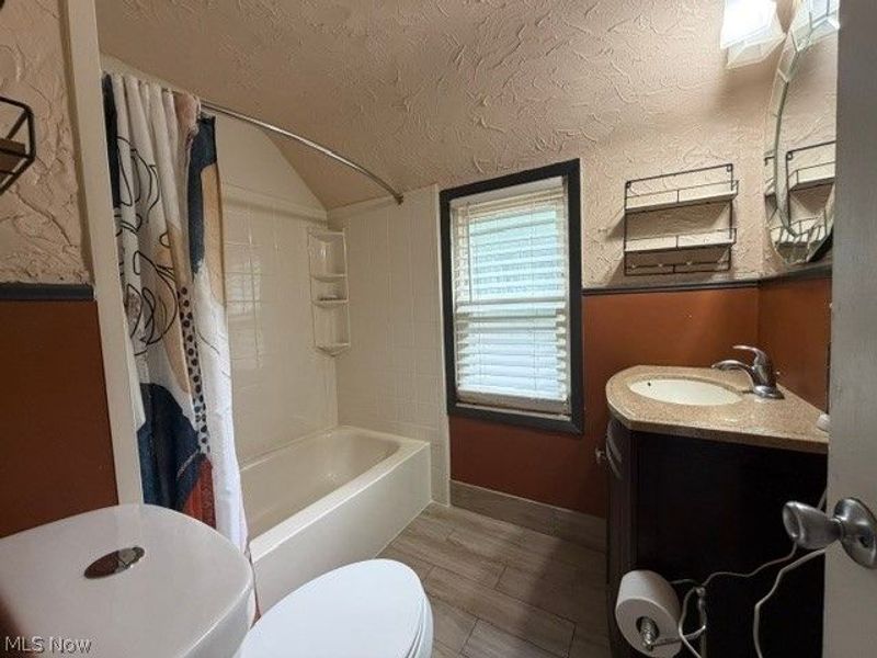 19316 Shakerwood Road, Warrensville Heights, OH 44122 Photo 35