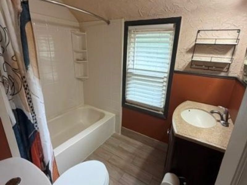 19316 Shakerwood Road, Warrensville Heights, OH 44122 Photo 37