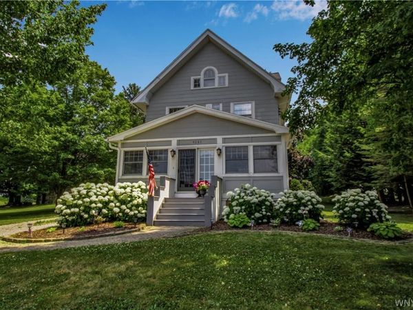 9281 Batavia-Stafford Townline Road , Middleport, NY 14105