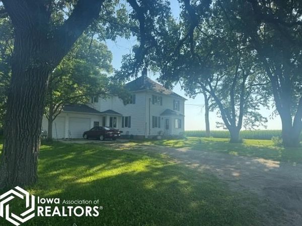2426 River Road, Algona, IA 50511