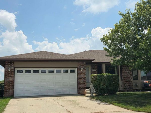 822 Amy Circle, Carroll, IA 51401
