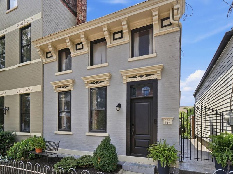 911 Philadelphia Street, Covington, KY 41011 Photo 1