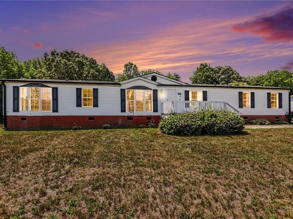 3247 Vance Street Extension, Reidsville, NC 27320