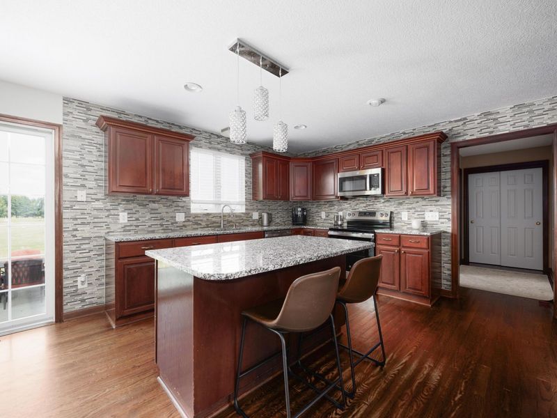 1472 Alton Road, Galloway, OH 43119 Photo 14