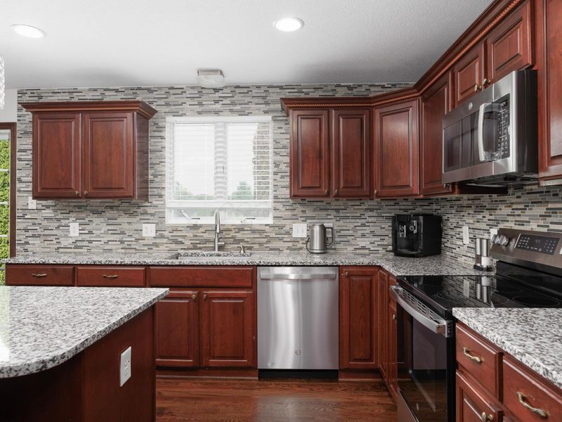 1472 Alton Road, Galloway, OH 43119 Photo 18