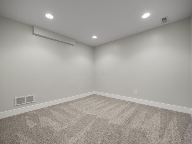 1472 Alton Road, Galloway, OH 43119 Photo 39