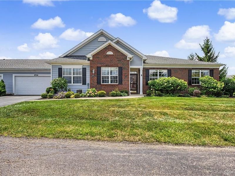 2714 Cedarbrook Way, Beavercreek, OH 45431 Photo 1