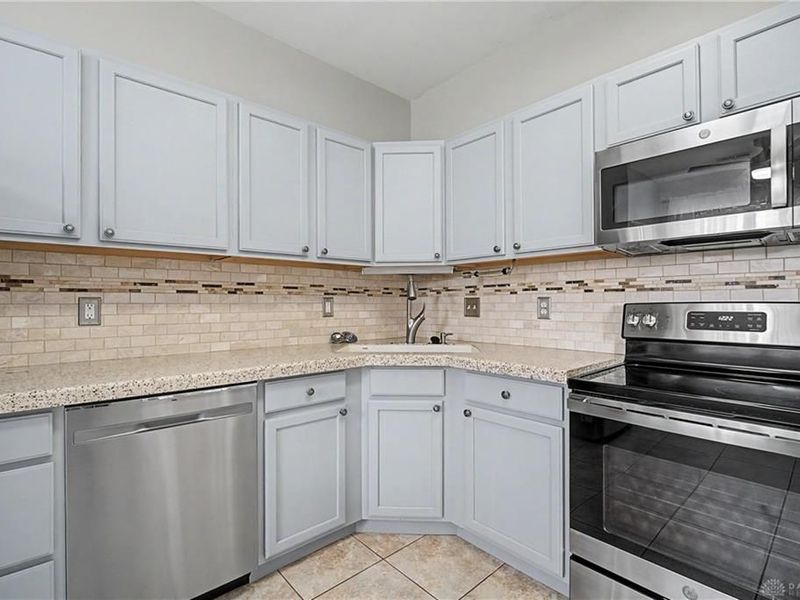 2714 Cedarbrook Way, Beavercreek, OH 45431 Photo 16