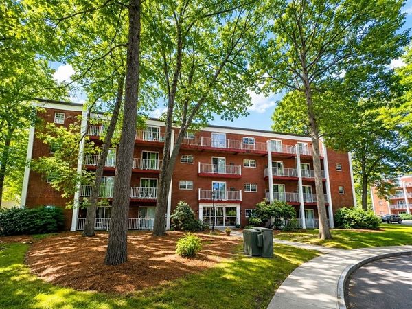 55 Greentree Ln, Unit 25, Weymouth, MA 02190
