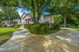 230 Marsh Oaks Drive photo 4