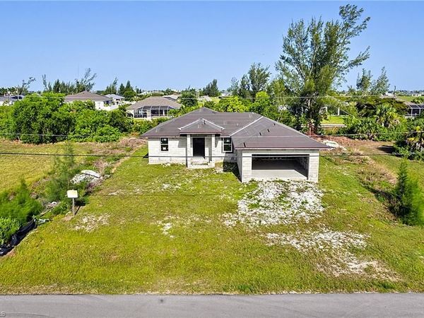 1112 NW 28th AVE , CAPE CORAL, FL 33993