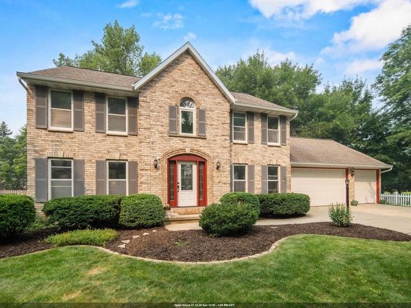 3509 S BARKER LANE, Appleton, WI 54915