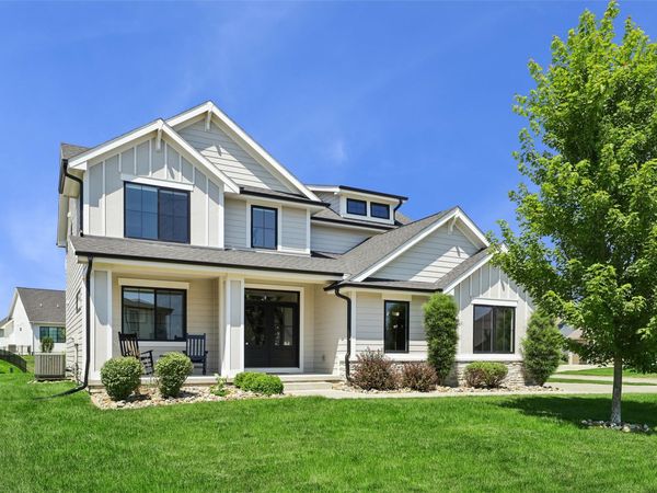 9113 Abram Drive , West Des Moines, IA 50266