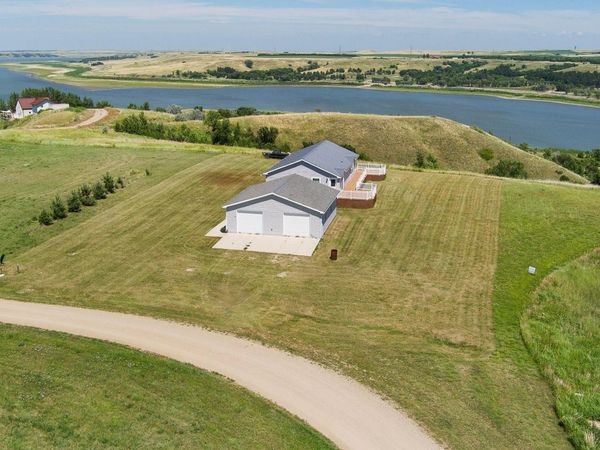 759 SW Jacob Lane SW, Linton, ND 58552