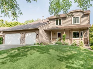 5735 Sycamore Lane N, Plymouth, MN 55442