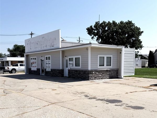 414 C Avenue, Vinton, IA 52349