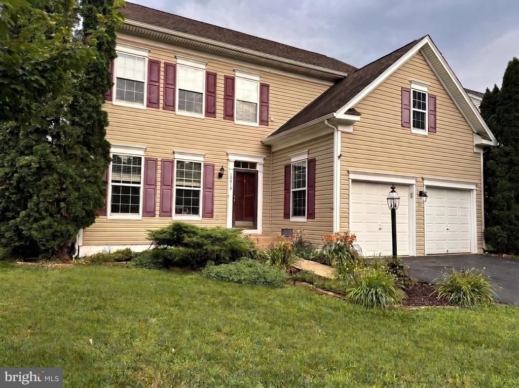 10019 NAUGHTON COURT, BRISTOW, VA 20136