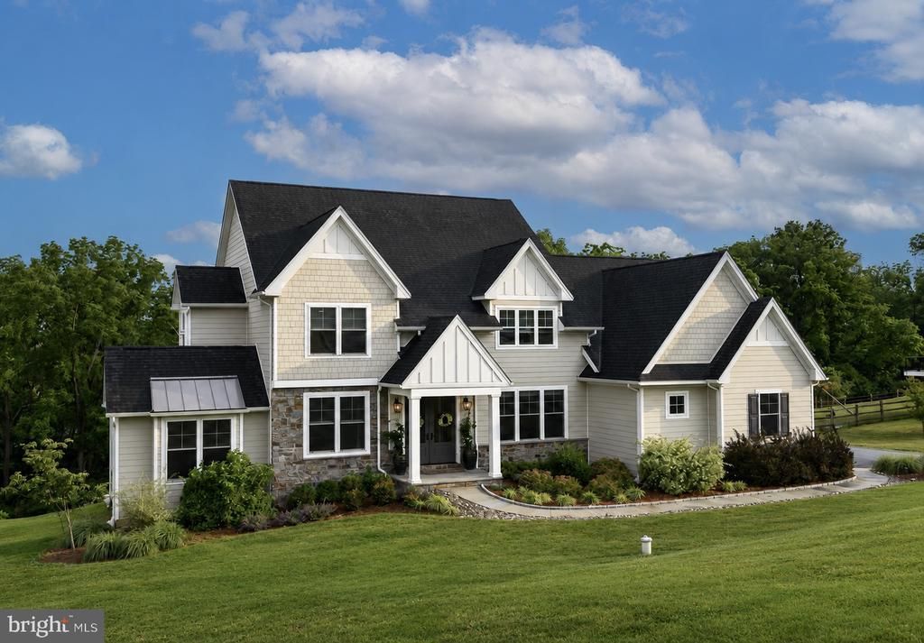 18 POPJOY LANE , GLENMOORE, PA 19343
