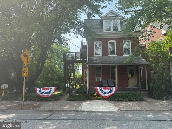 657 N CHARLOTTE STREET, POTTSTOWN, PA 19464